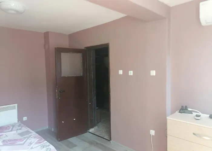 кирил и методий Apartment *