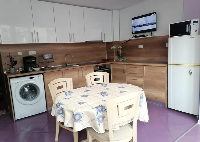 кирил и методий * Burgas City