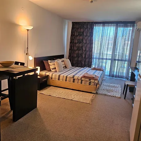 Apartment студио за в сарафово Burgas