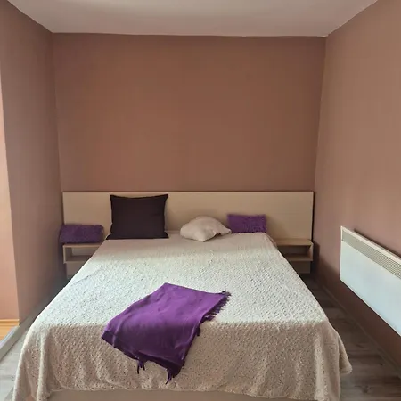 кирил и методий Apartment